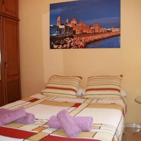 Descubrehome Playa De La Caleta Apartman