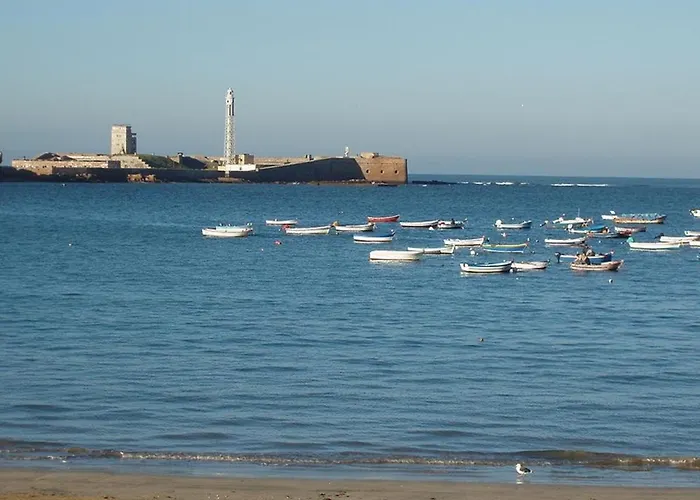 Descubrehome Playa De La Caleta Cádiz
